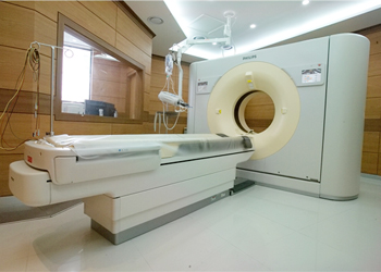 전신컴퓨터단층촬영기 사진