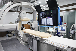 뇌혈관조영장비 사진